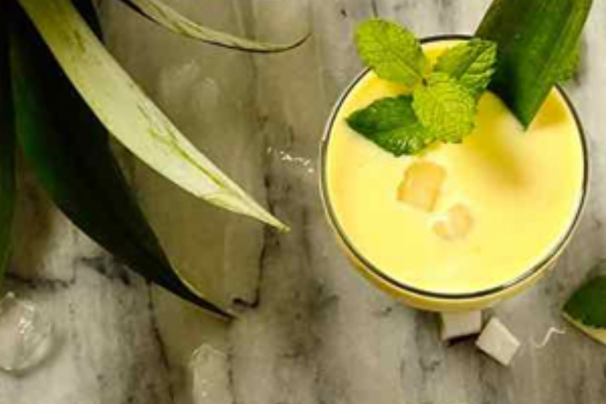 Batida de Abacaxi com Coco, un classique des bars à Rio de Janeiro